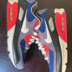 Multicolor Nike AirMax women size: 7.5